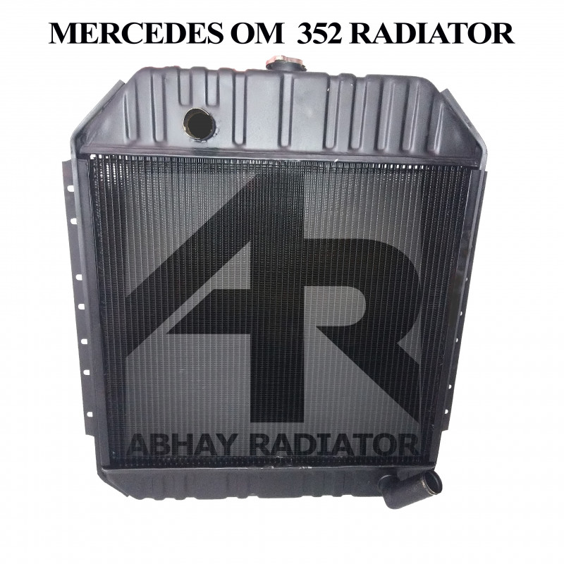 Mercedes OM 352 Radiator